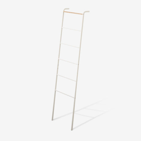 Leaning Ladder Hanger